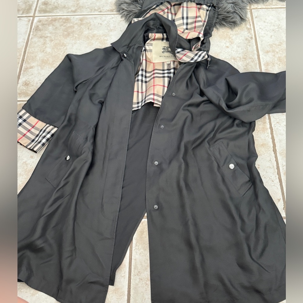 Burberry Black Trench Coat with Plaid Lining